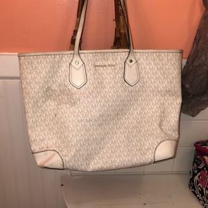 MK purse